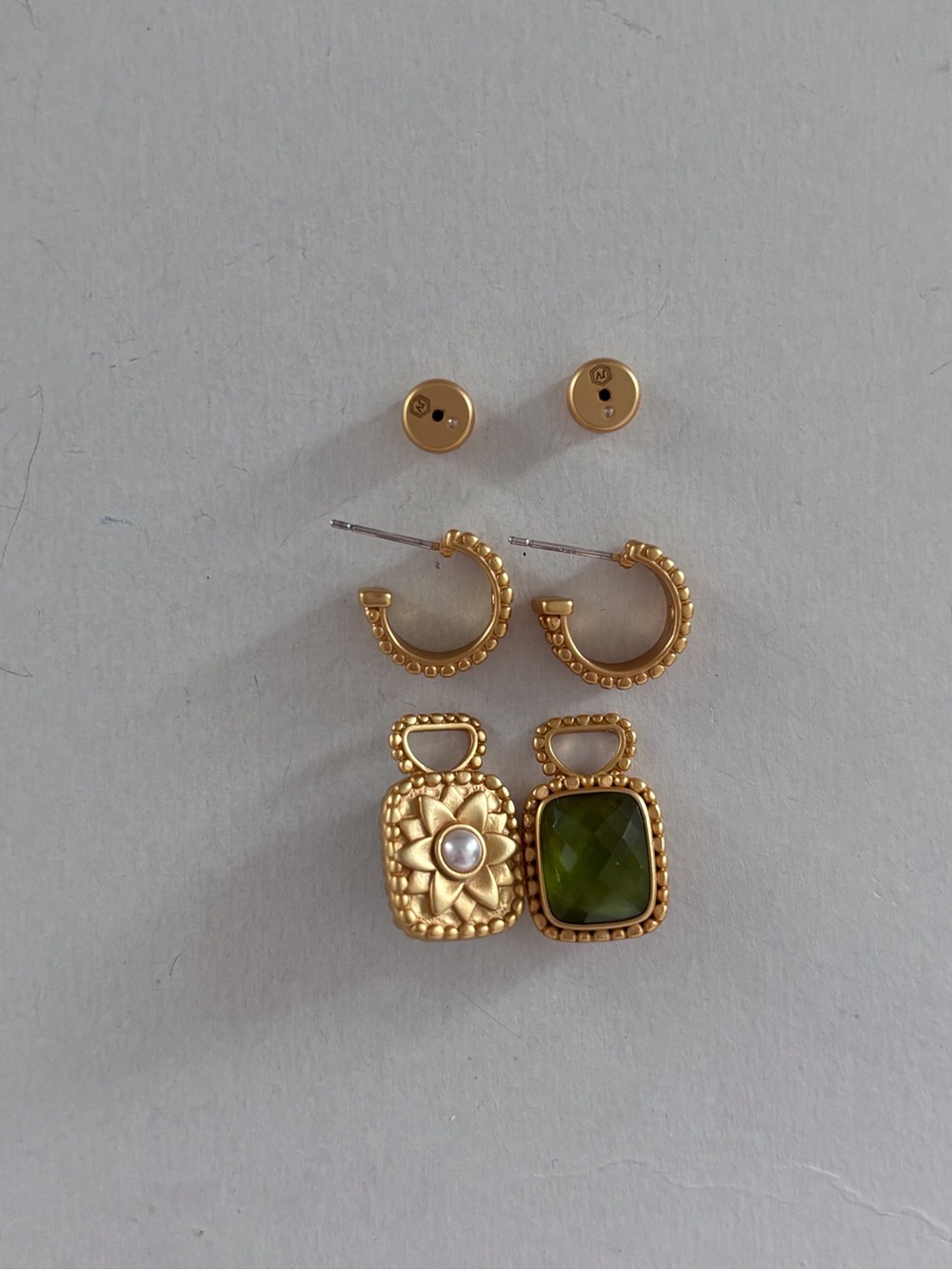 NWOT Julie Vos Marbella Hoop And Charm Earring - Picture 9 of 9